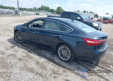 2016 Toyota Avalon Limited z USA, uszkodzony, nr VIN 4T1BK1EB7GU241135